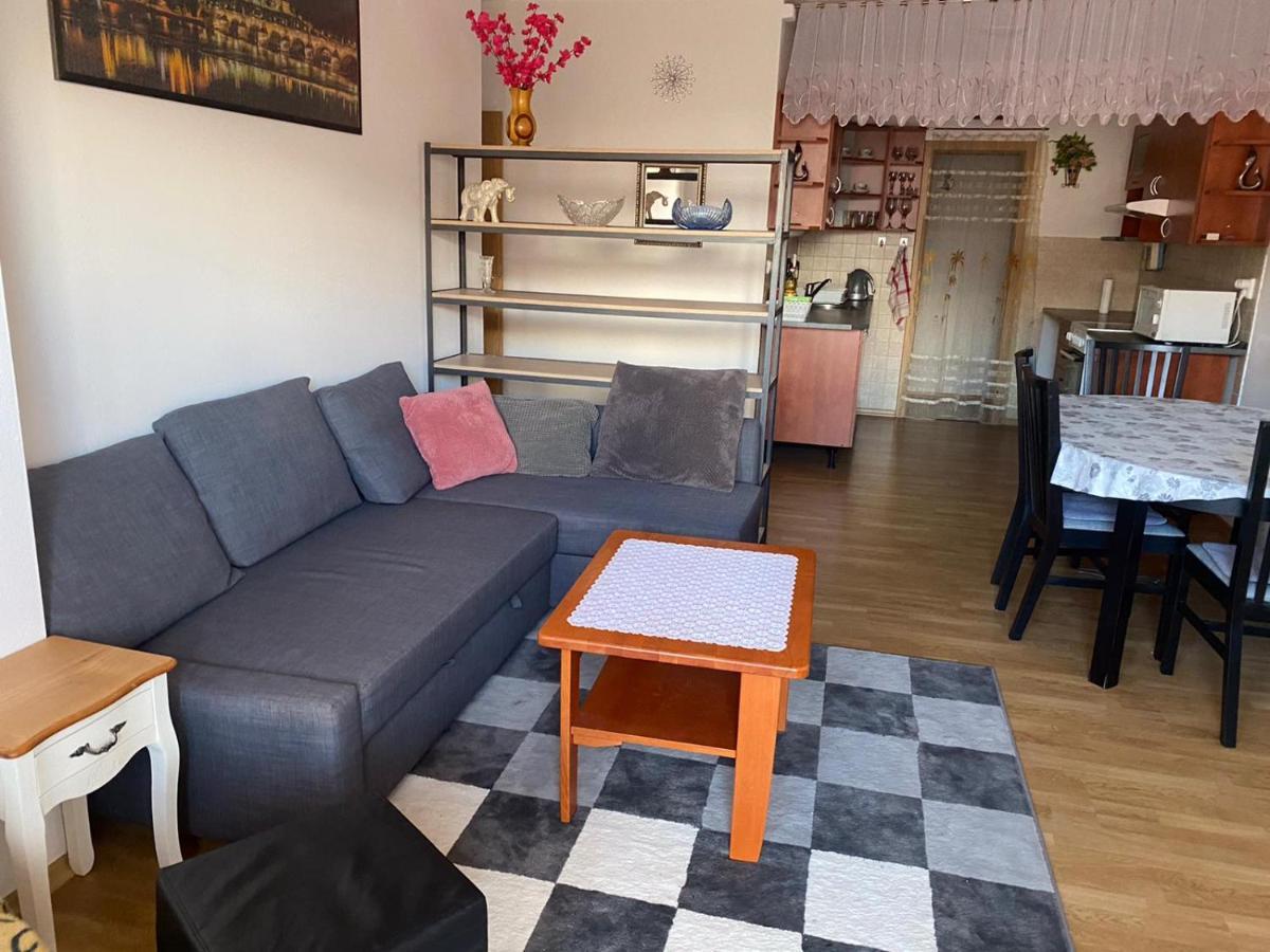 Apartman Tanas Atlantis Tabor Apartment Екстериор снимка